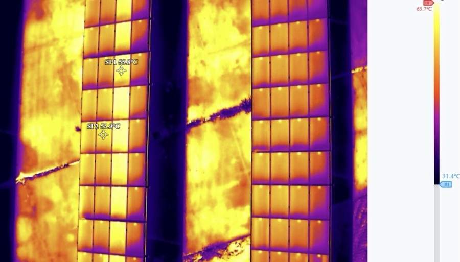 Termogramma con punti di misura SP1 e SP2 e scala di temperatura